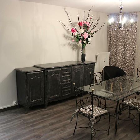 بُيزانكون Appartement Place Leclerc المظهر الخارجي الصورة