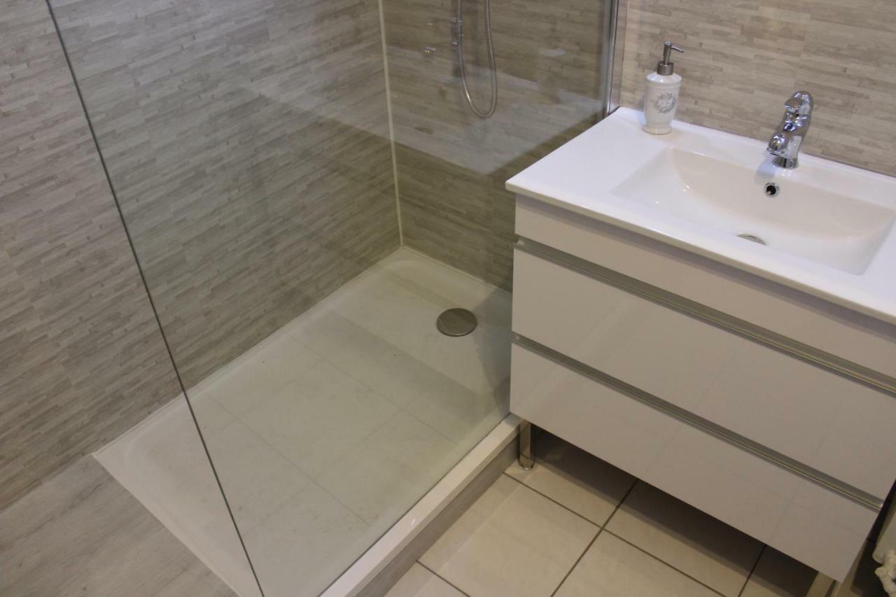 بُيزانكون Appartement Place Leclerc المظهر الخارجي الصورة
