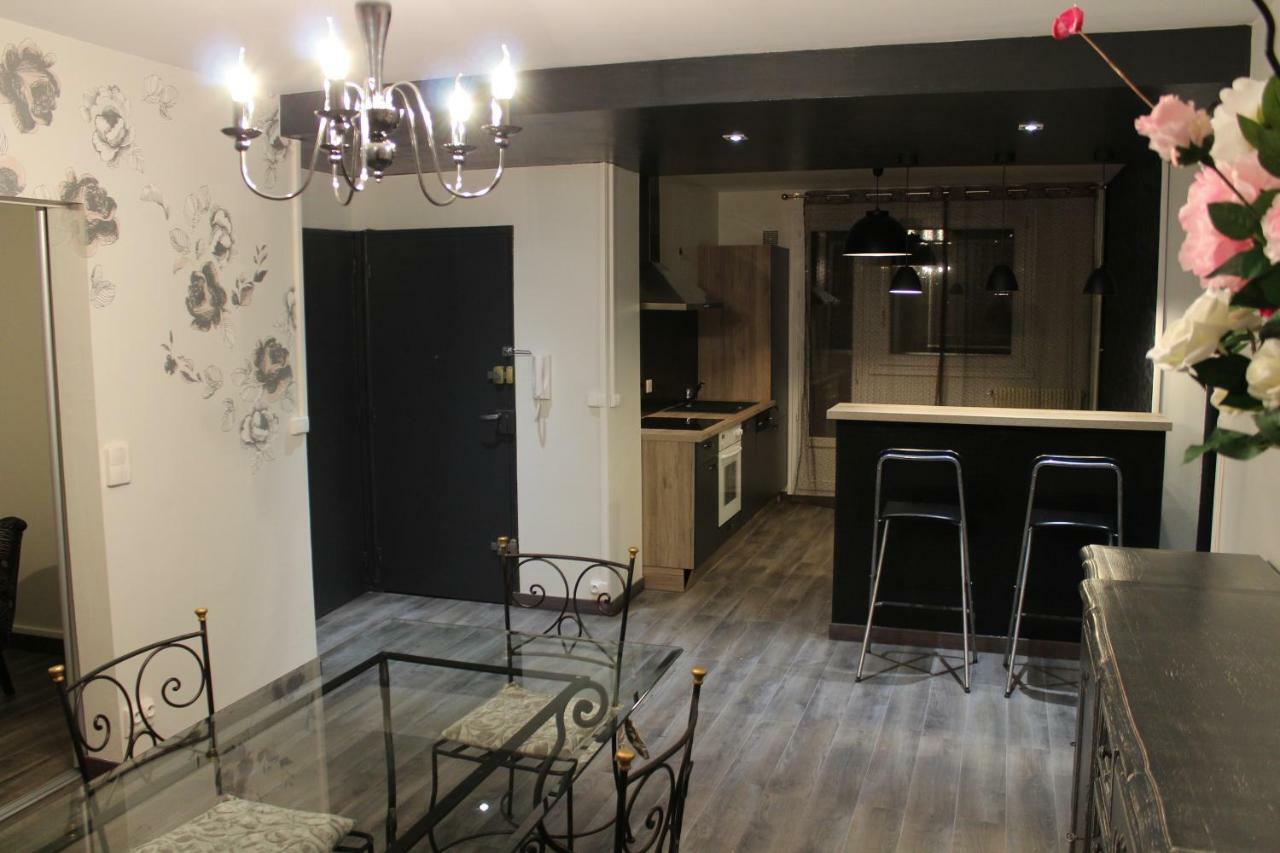 بُيزانكون Appartement Place Leclerc المظهر الخارجي الصورة
