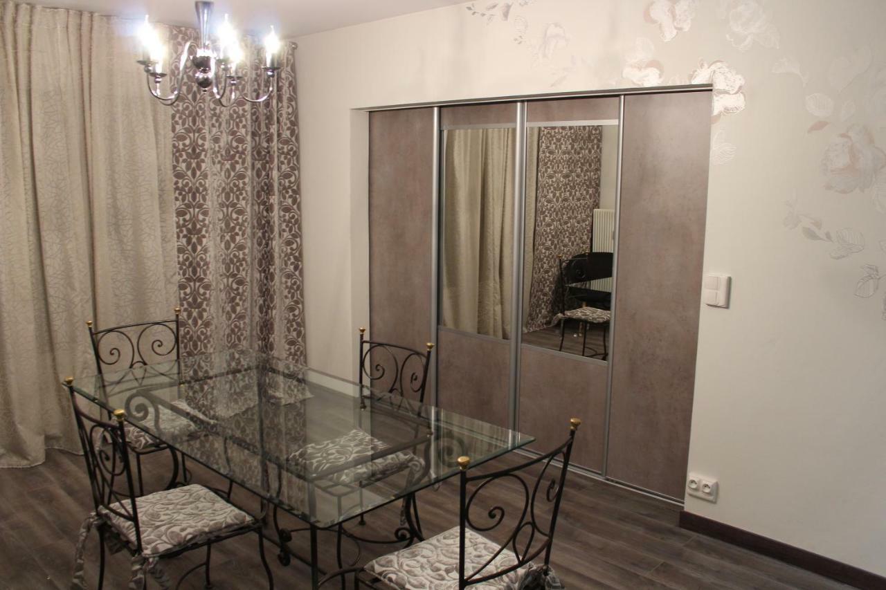 بُيزانكون Appartement Place Leclerc المظهر الخارجي الصورة