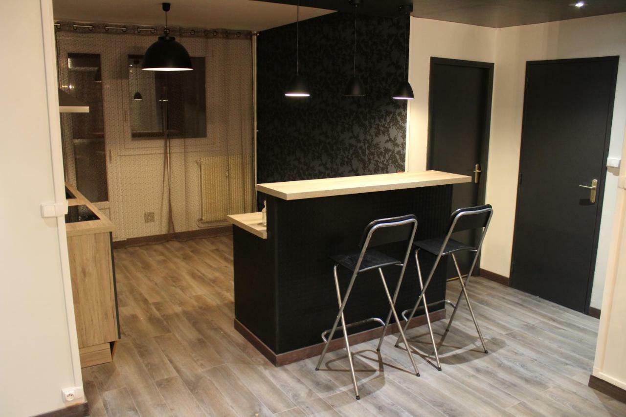بُيزانكون Appartement Place Leclerc المظهر الخارجي الصورة